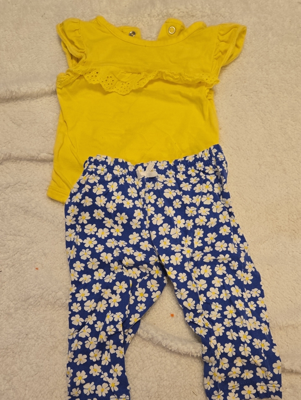 Carter's Yellow Ruffle Top with Blue Daisy Leggings